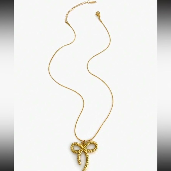 Bow knot coquette gold necklace - Picture 1 of 3